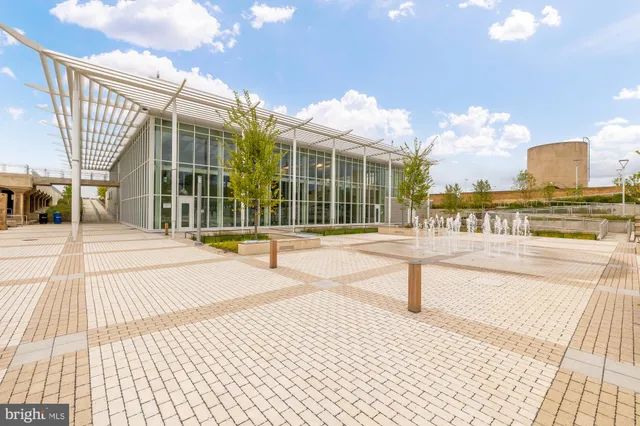 $2,600 | 58 T Street Northwest, Unit 1, Washington, DC 20001