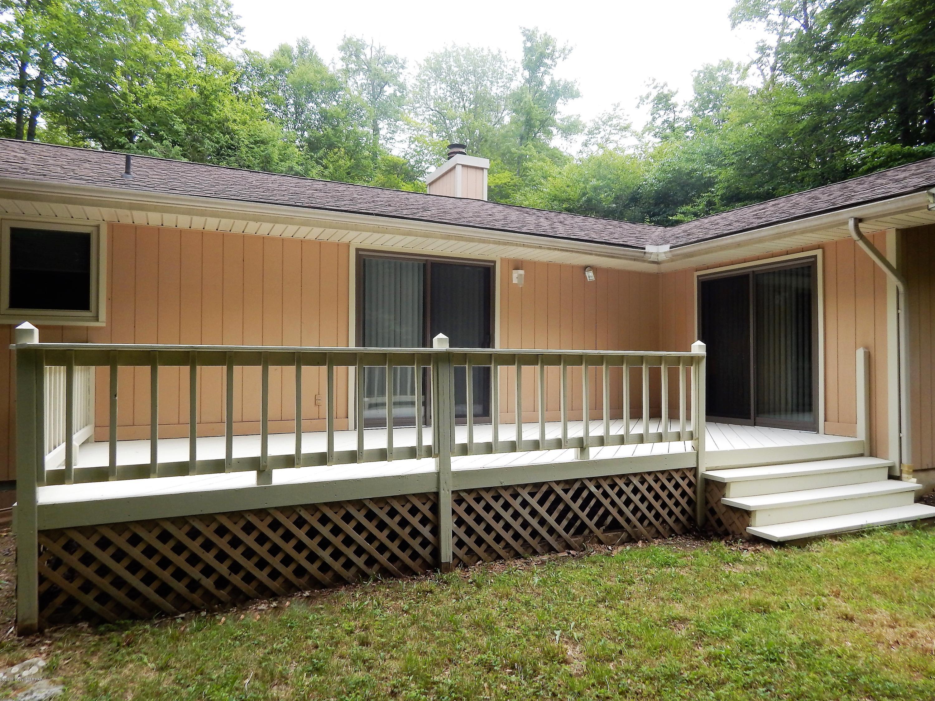 227 Kit Carson Circle Pocono Pines, PA 18350 - Photo 22 of 42 #22-Sapinski Rear Deck