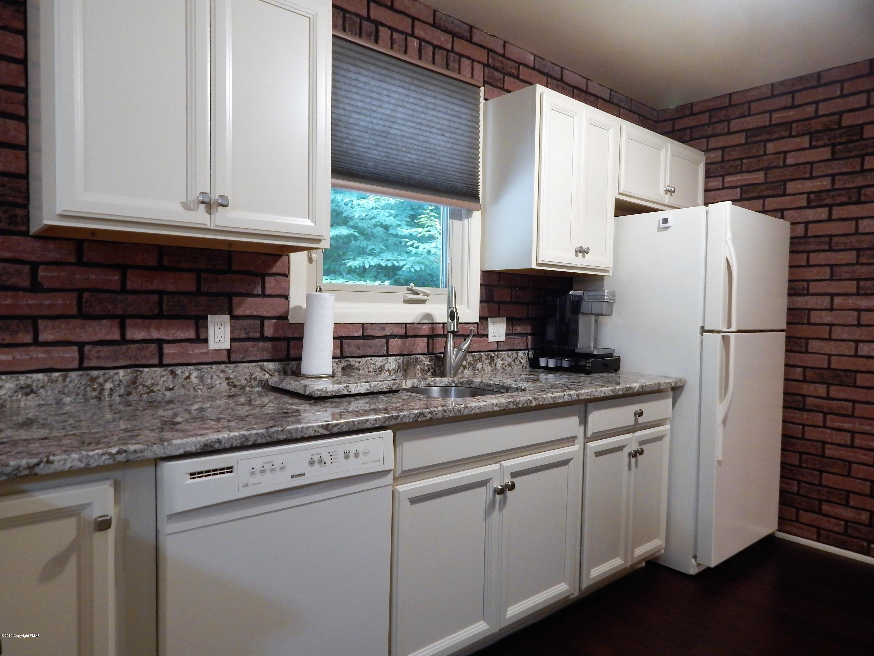 227 Kit Carson Circle Pocono Pines, PA 18350 - Photo 9 of 42 #9-Sapinski More Kitchen