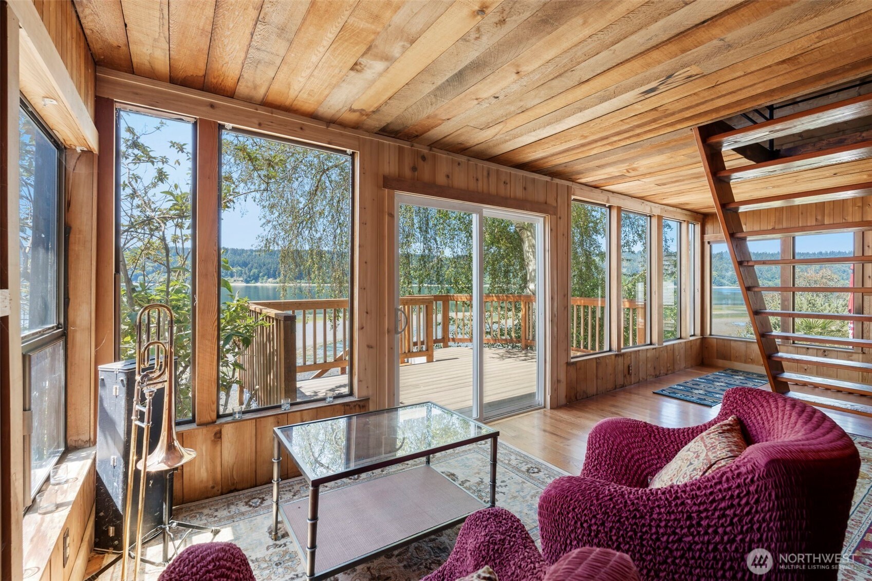 28243 Manzanita Beach Road Southwest Vashon, WA 98070 - Photo 12 of 35