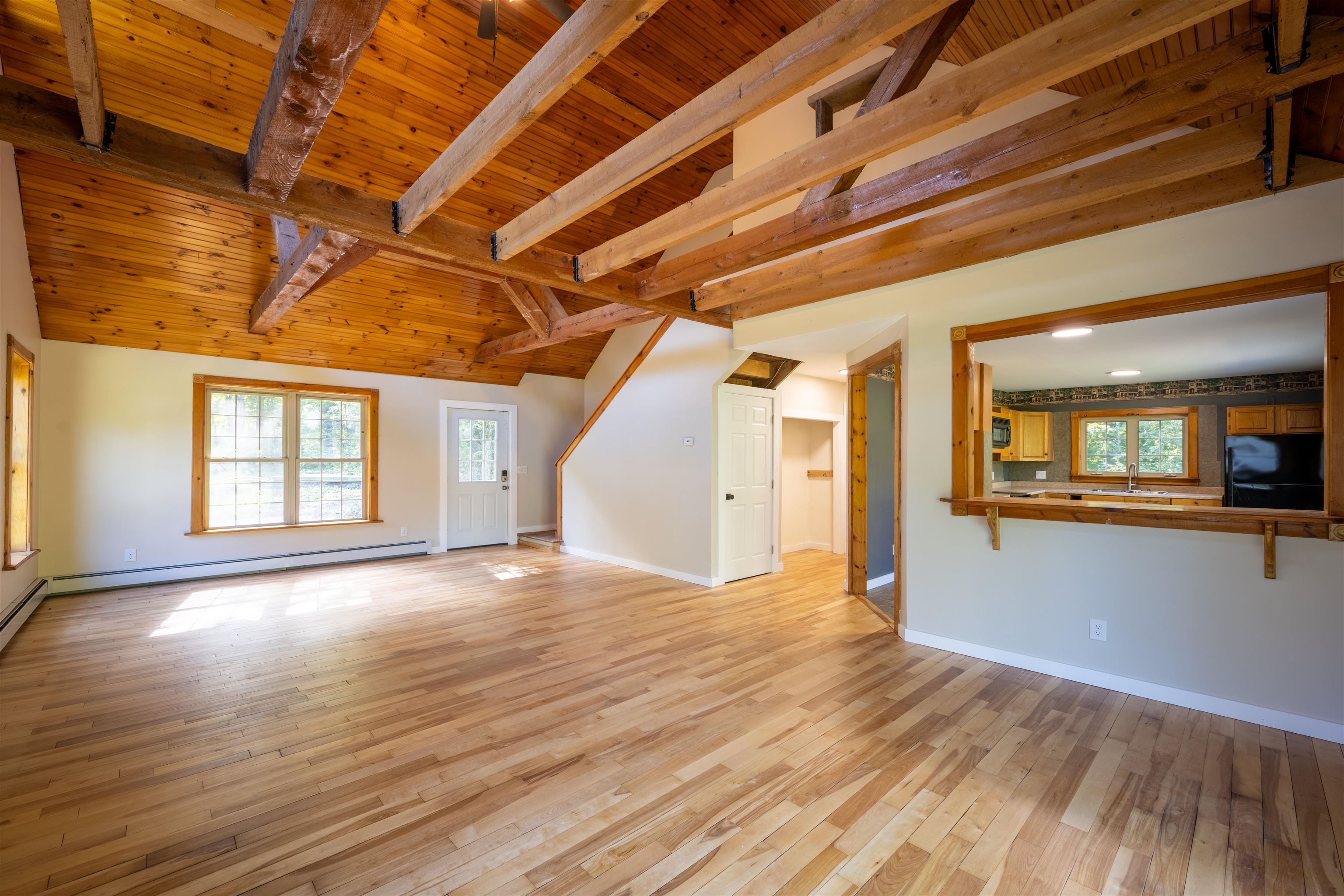 1890 Leland Road Salisbury, VT 05769 - Photo 4 of 40 Gallery Image 4