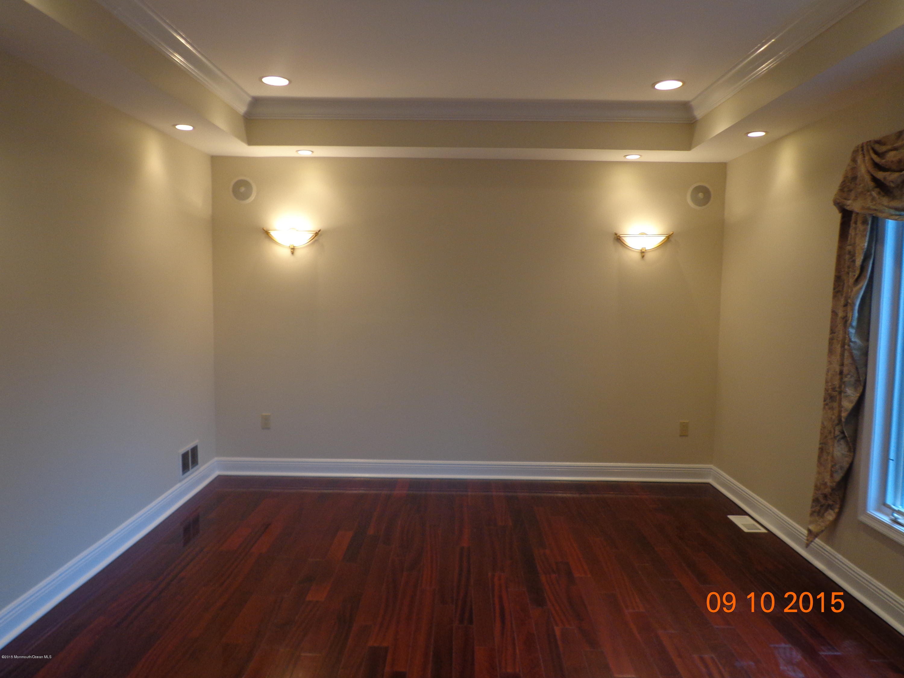 23 Schanck Road Holmdel, NJ 07733 - Photo 10 of 12 DSC02123