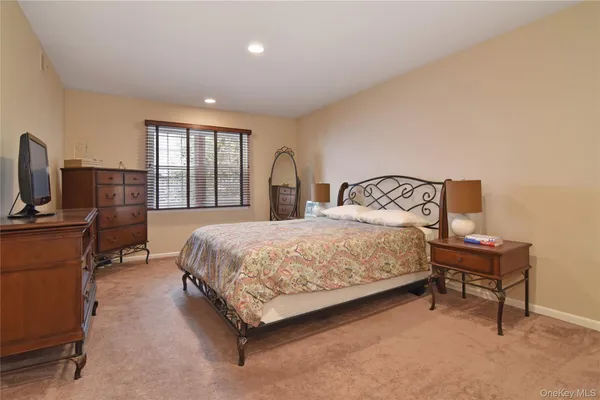 $699,995 | 163 Carrollwood Drive, Tarrytown, NY 10591