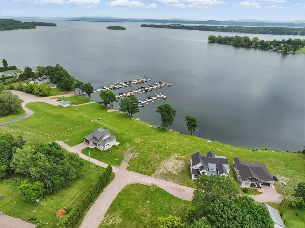 $394,750 | 40 Rachel Way, Unit LOT 1, South Hero, VT 05486