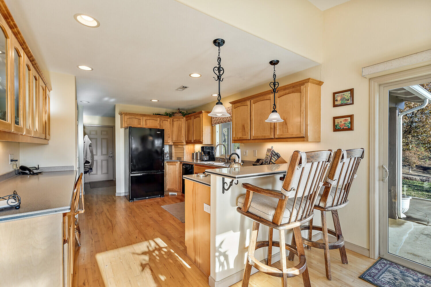 726 Busch Road Trail, OR 97541 - Photo 15 of 71 Kitchen
