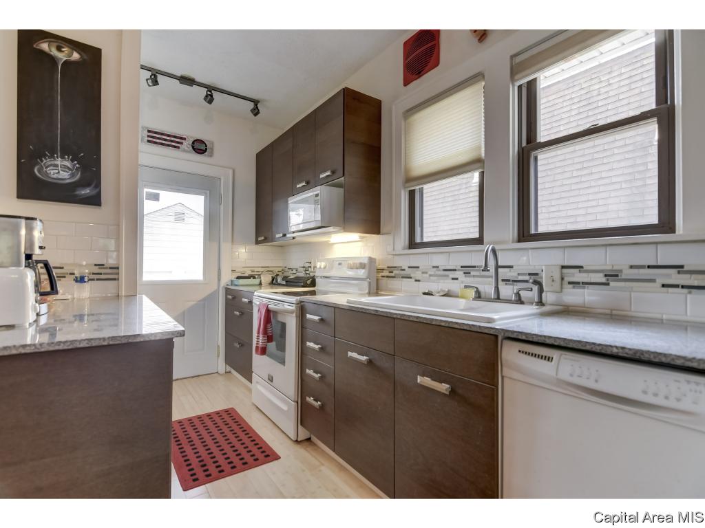 1520 South 5th Street Springfield, IL 62703 - Photo 8 of 36