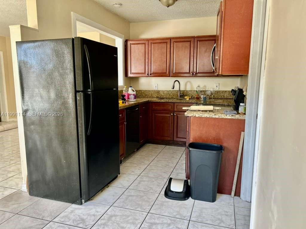 51 Davis Road Palm Springs, FL 33461 - Photo 18 of 23 Gallery Image 18