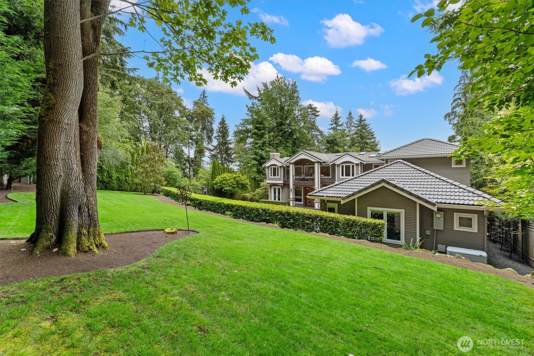 6434 East Mercer Way Mercer Island, WA 98040 - Photo 36 of 40