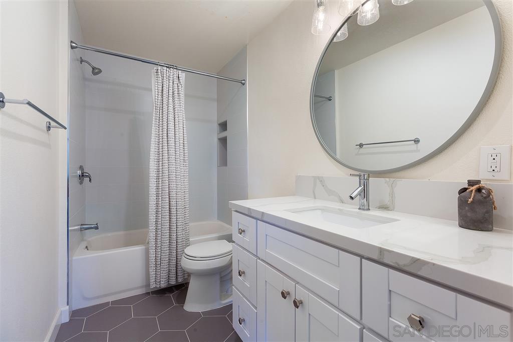 12842 Stone Canyon Road Poway, CA 92064 - Photo 17 of 25 Bathroom off the Hallway