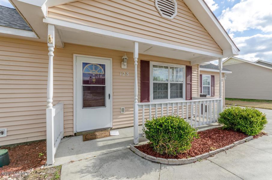 128 Parnell Road Hubert, NC 28539 - Photo 4 of 6 20170314004954088311000000-o