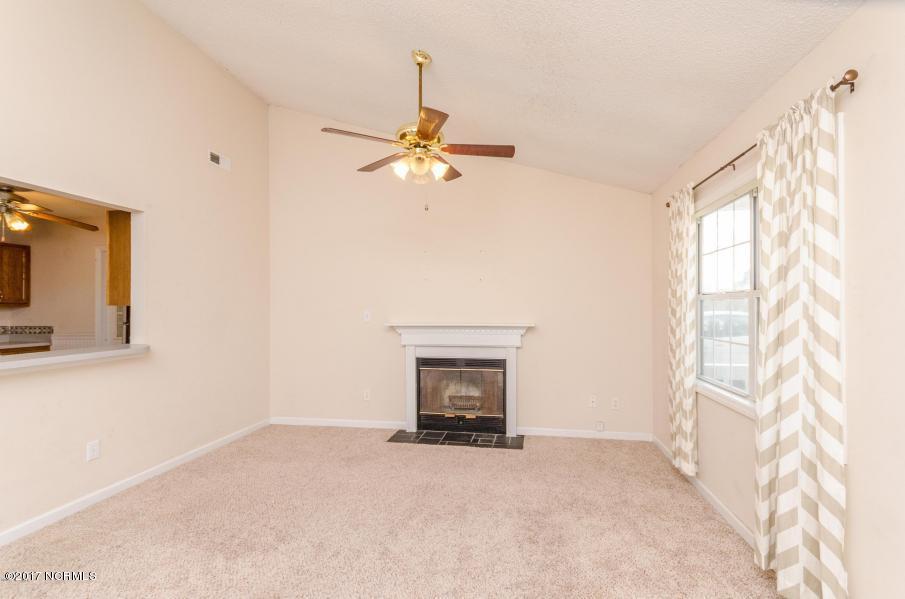 128 Parnell Road Hubert, NC 28539 - Photo 5 of 6 20170314004958721983000000-o