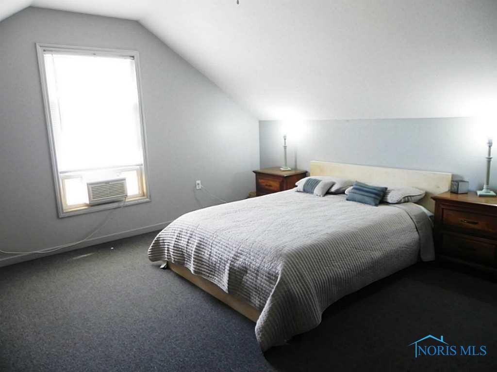 4433 Bowen Road Toledo, OH 43613 - Photo 11 of 20 Bedroom.
