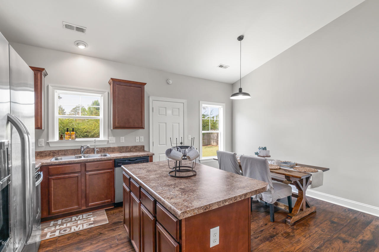 138 Hawks Point Road Jacksonville, NC 28540 - Photo 12 of 34 12