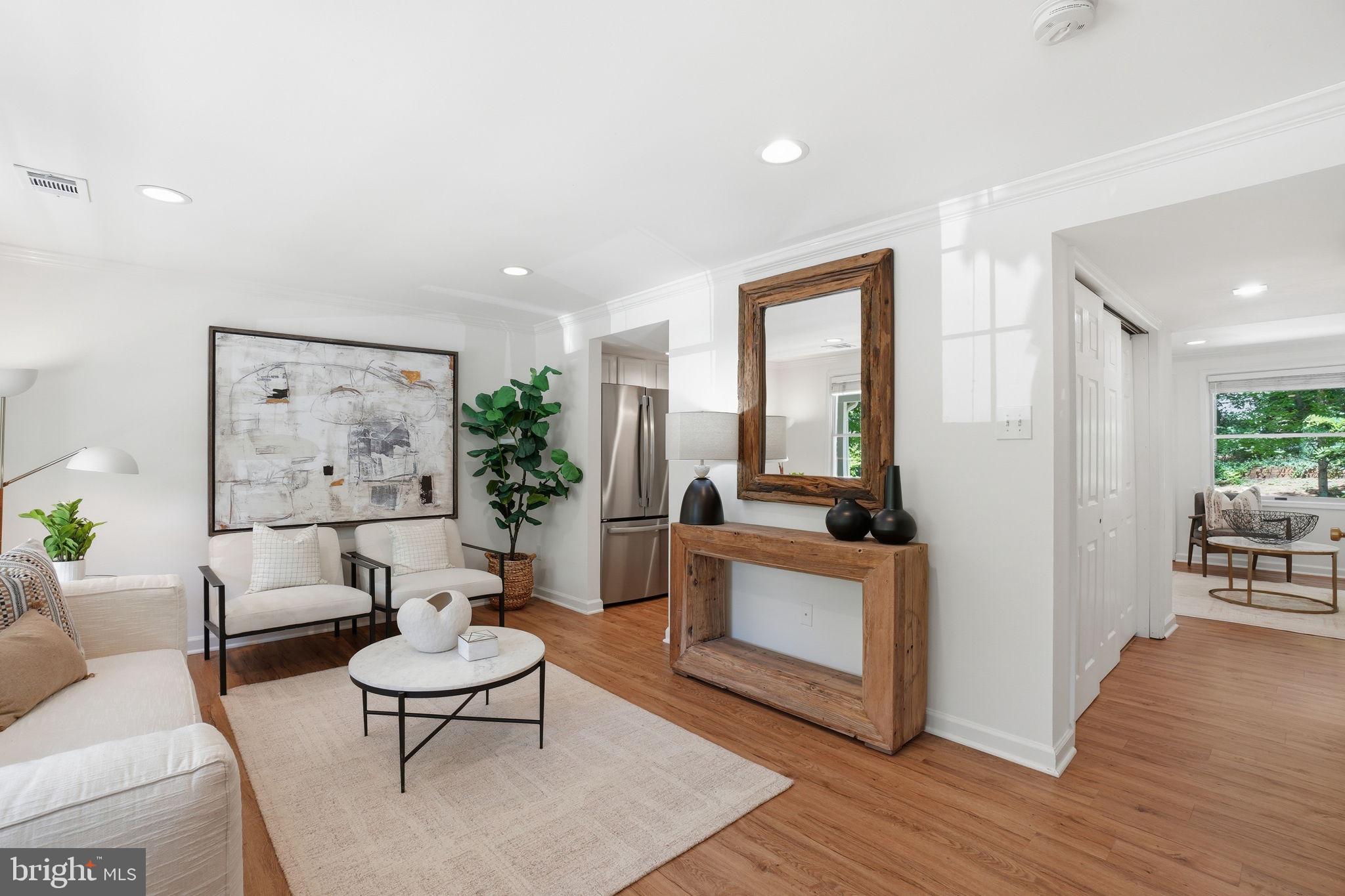 1579 Poplar Grove Drive Reston, VA 20194 - Photo 3 of 25