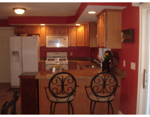 23 R Nicks Rock Road, Unit 2 Plymouth, MA 02360 - Photo 14 of 16 Gallery Image 14