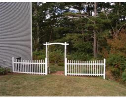 23 R Nicks Rock Road, Unit 2 Plymouth, MA 02360 - Photo 9 of 16 Gallery Image 9