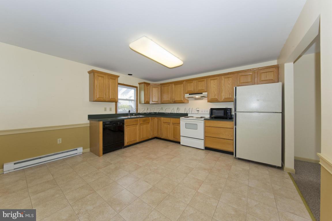 10417 Exeter Road Ocean City, MD 21842 - Photo 7 of 26 Gallery Image 7