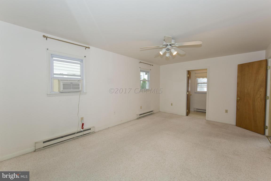 10417 Exeter Road Ocean City, MD 21842 - Photo 9 of 26 Gallery Image 9