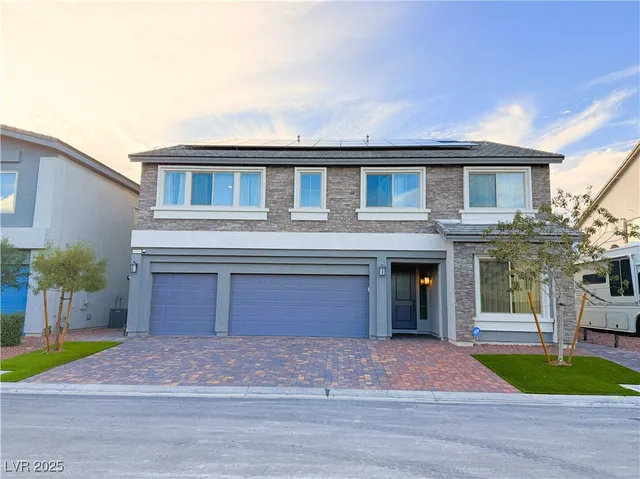 $3,700 | 8415 Iron Heart Lane, Las Vegas, NV 89113