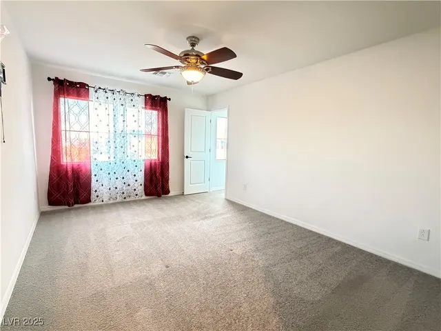 $3,700 | 8415 Iron Heart Lane, Las Vegas, NV 89113
