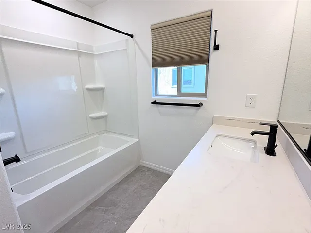 $3,700 | 8415 Iron Heart Lane, Las Vegas, NV 89113