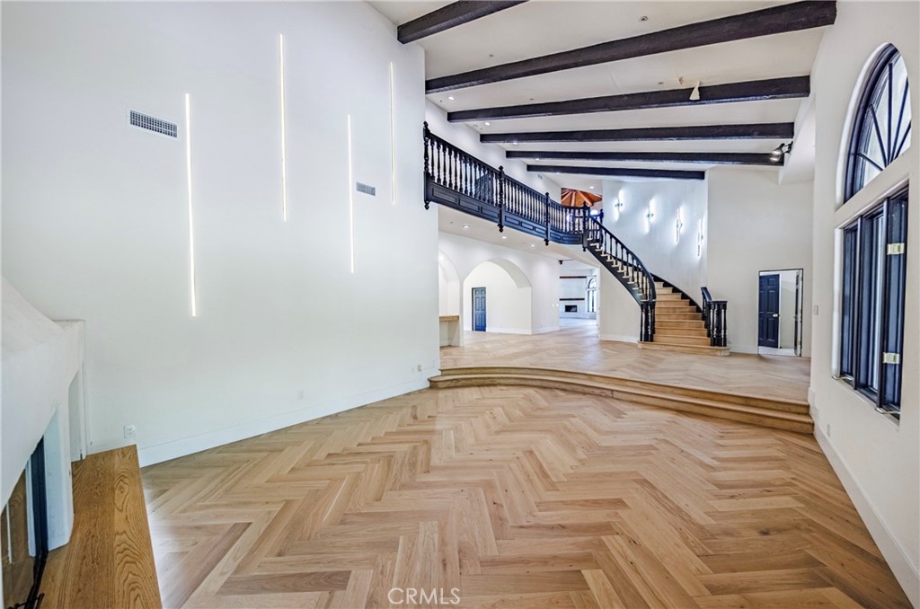 16515 Valley Ranch Road Canyon Country, CA 91387 - Photo 11 of 75 Gallery Image 11