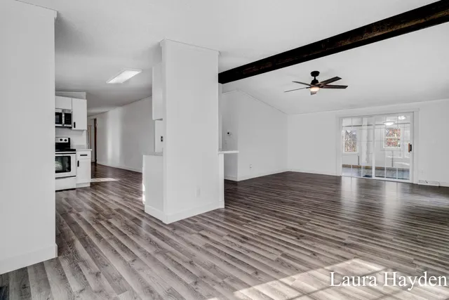 $242,900 | 6220 West Riverside Drive, Saranac, MI 48881