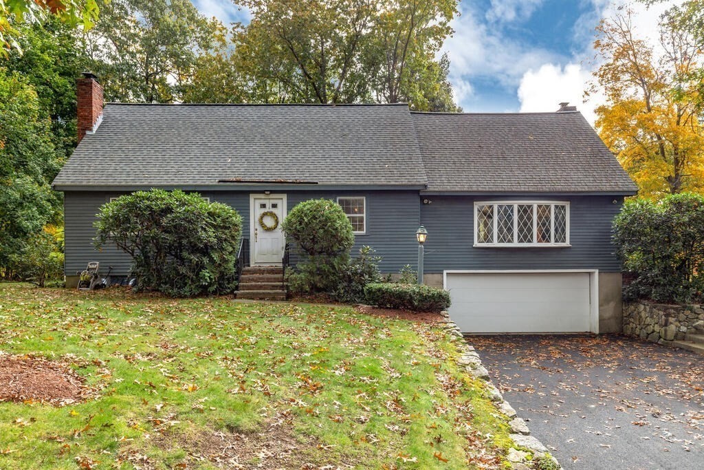 14 Parkerville Road Chelmsford, MA 01824 - Photo 2 of 34 front view of house with a yard