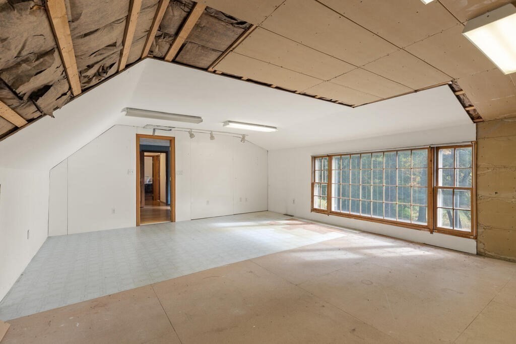 14 Parkerville Road Chelmsford, MA 01824 - Photo 25 of 34 a view of an empty room with a window