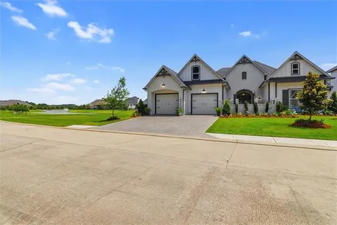 $829,000 | 501 North Corniche Du Lac, Covington, LA 70433
