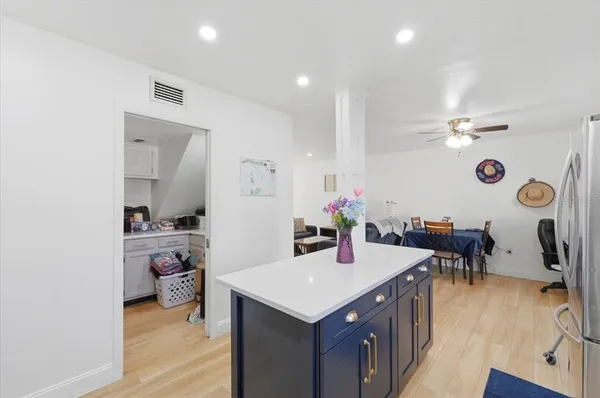 $199,000 | 1836 North Crystal Lake Drive, Unit 70, Lakeland, FL 33801