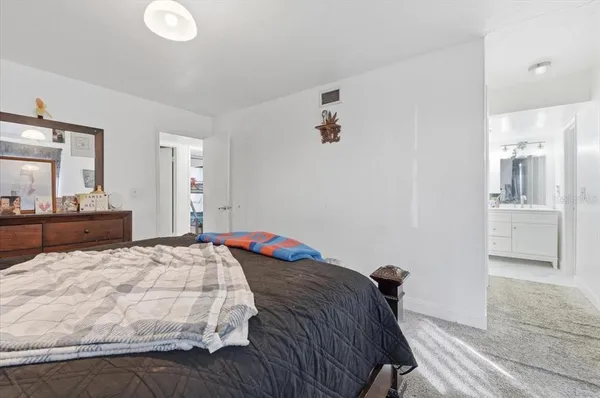 $199,000 | 1836 North Crystal Lake Drive, Unit 70, Lakeland, FL 33801