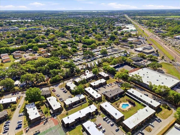 $199,000 | 1836 North Crystal Lake Drive, Unit 70, Lakeland, FL 33801