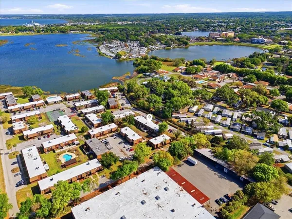 $199,000 | 1836 North Crystal Lake Drive, Unit 70, Lakeland, FL 33801