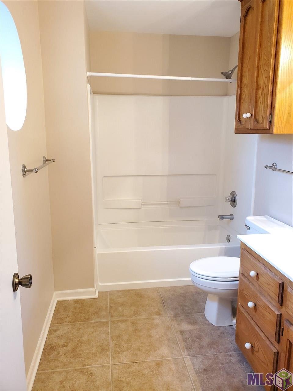 3330 Willard Street, Unit 802 Baton Rouge, LA 70802 - Photo 14 of 15