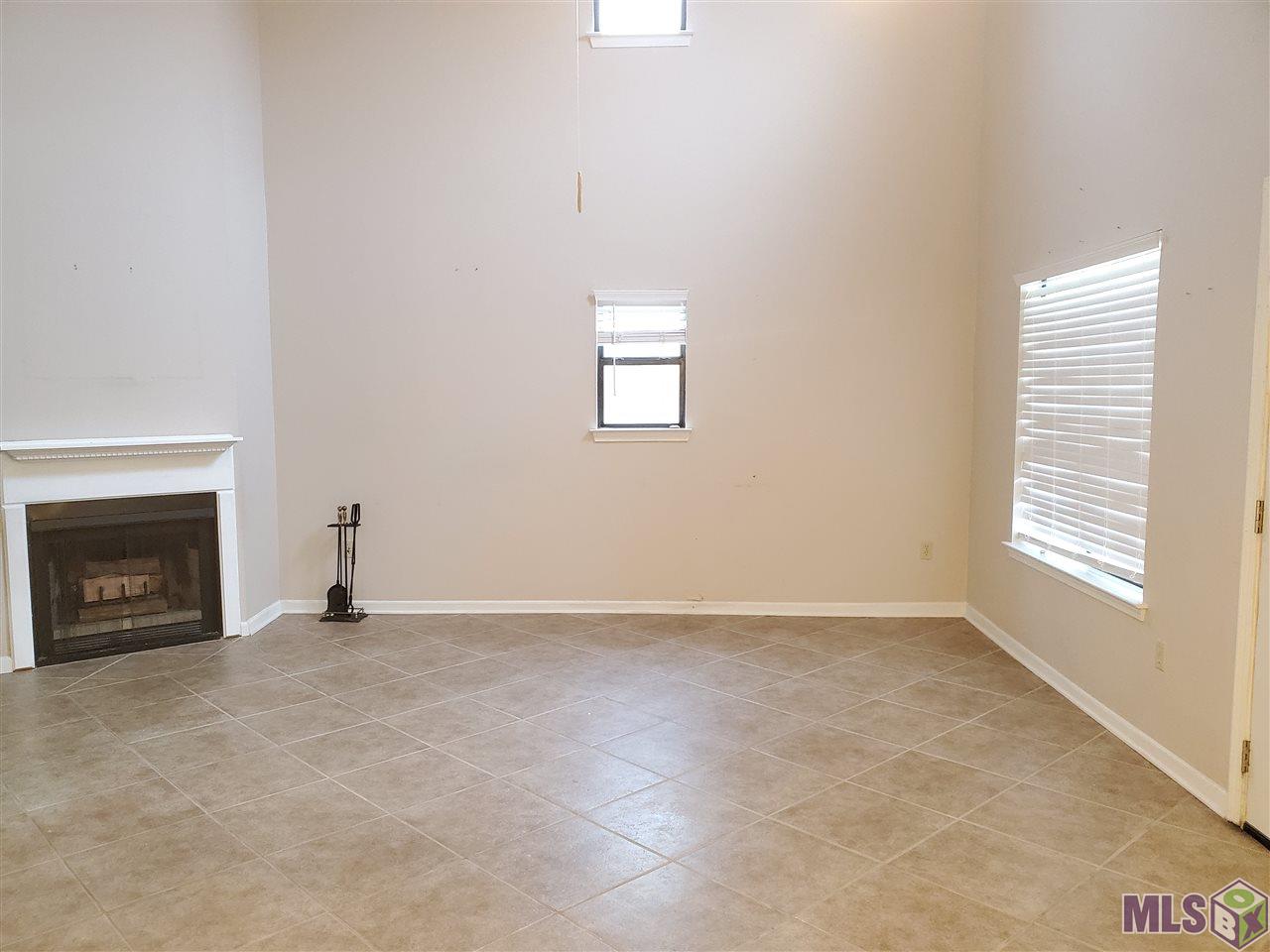 3330 Willard Street, Unit 802 Baton Rouge, LA 70802 - Photo 9 of 15 Den