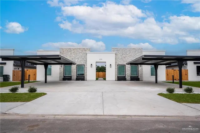 $1,550 | 2103 Dragonfly St Mission, Unit 4, Mission, TX 78572