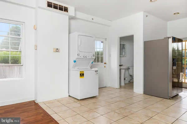 $399,999 | 15 South Pine Avenue, Maple Shade, NJ 08052