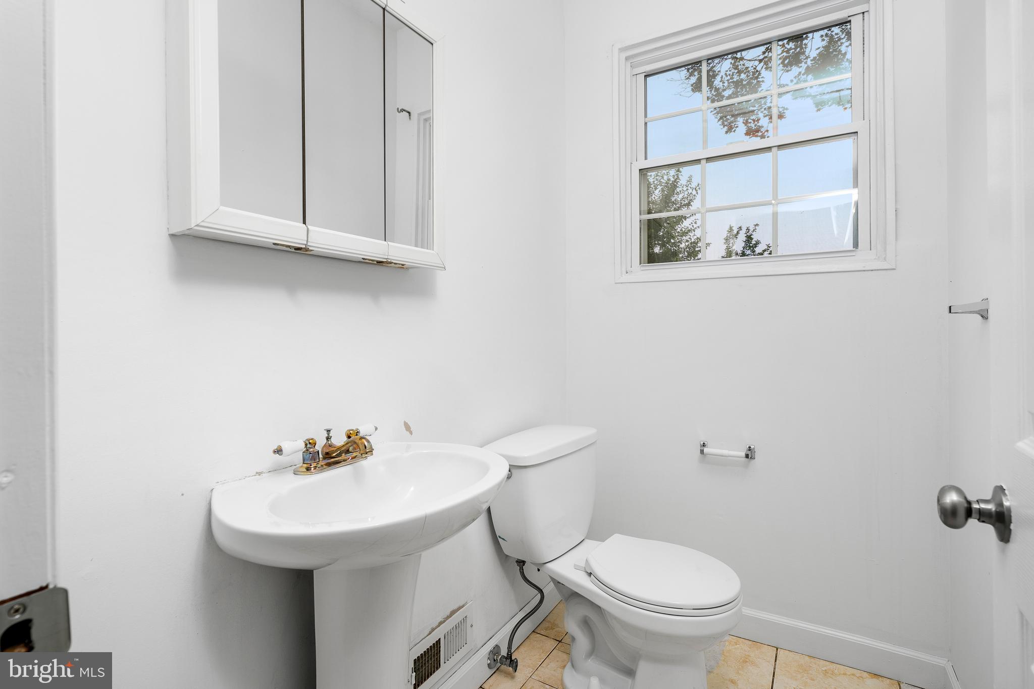 15 South Pine Avenue Maple Shade, NJ 08052 - Photo 20 of 31