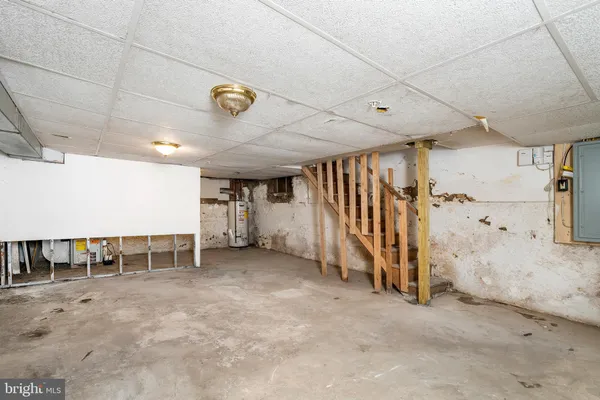 $399,999 | 15 South Pine Avenue, Maple Shade, NJ 08052