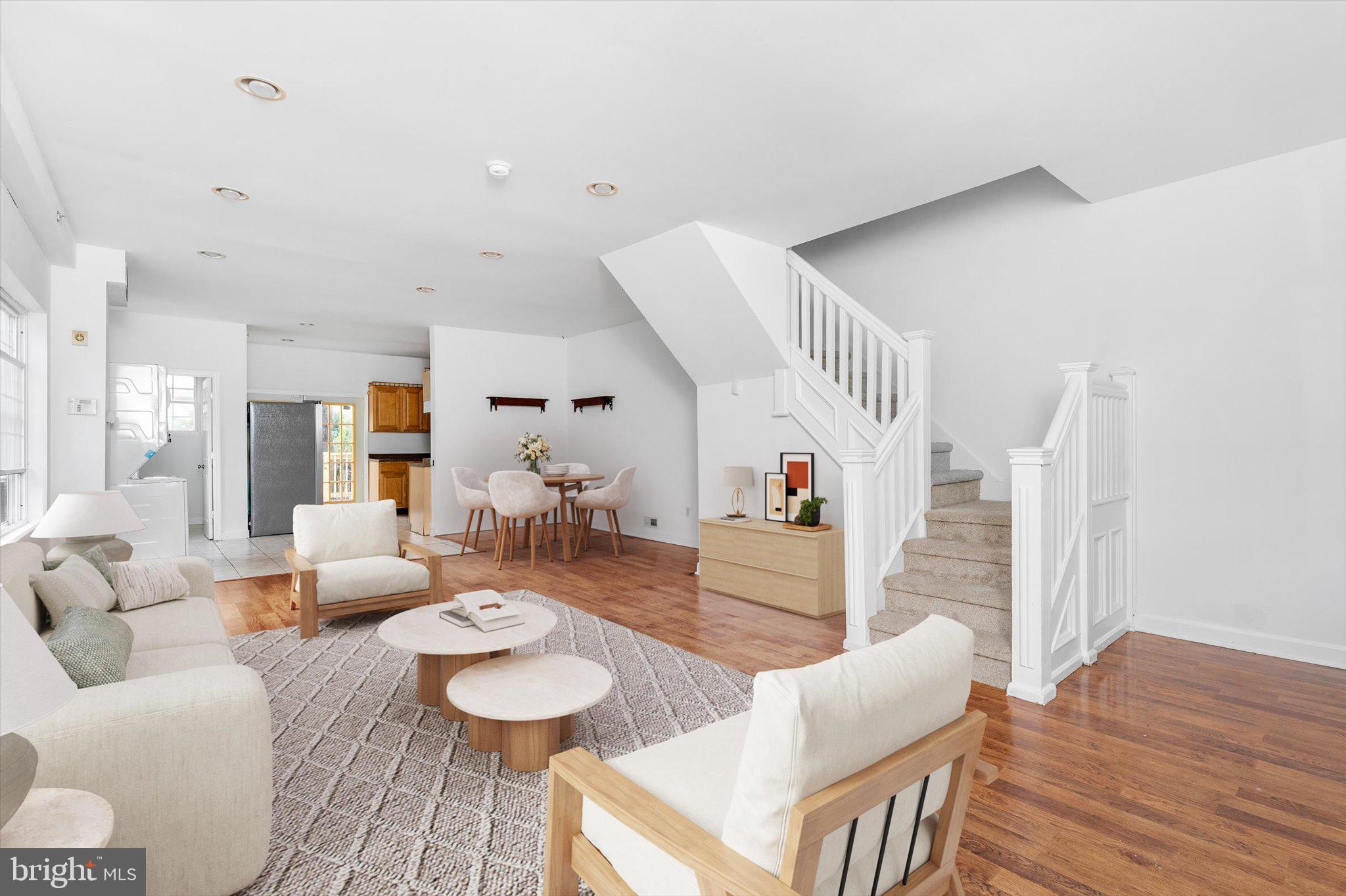 15 South Pine Avenue Maple Shade, NJ 08052 - Photo 4 of 31