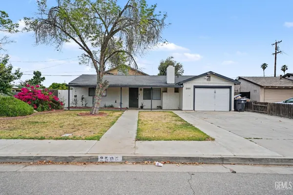 $309,999 | Undisclosed Address, Bakersfield, CA 93304