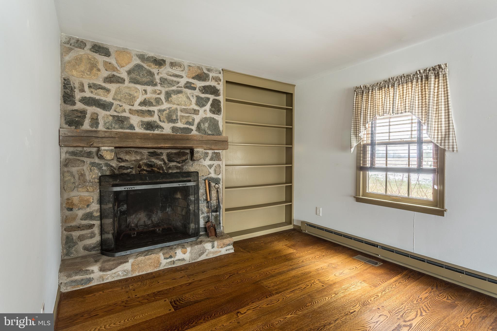 1940 Swamp Road Quakertown, PA 18951 - Photo 27 of 44 Gallery Image 27