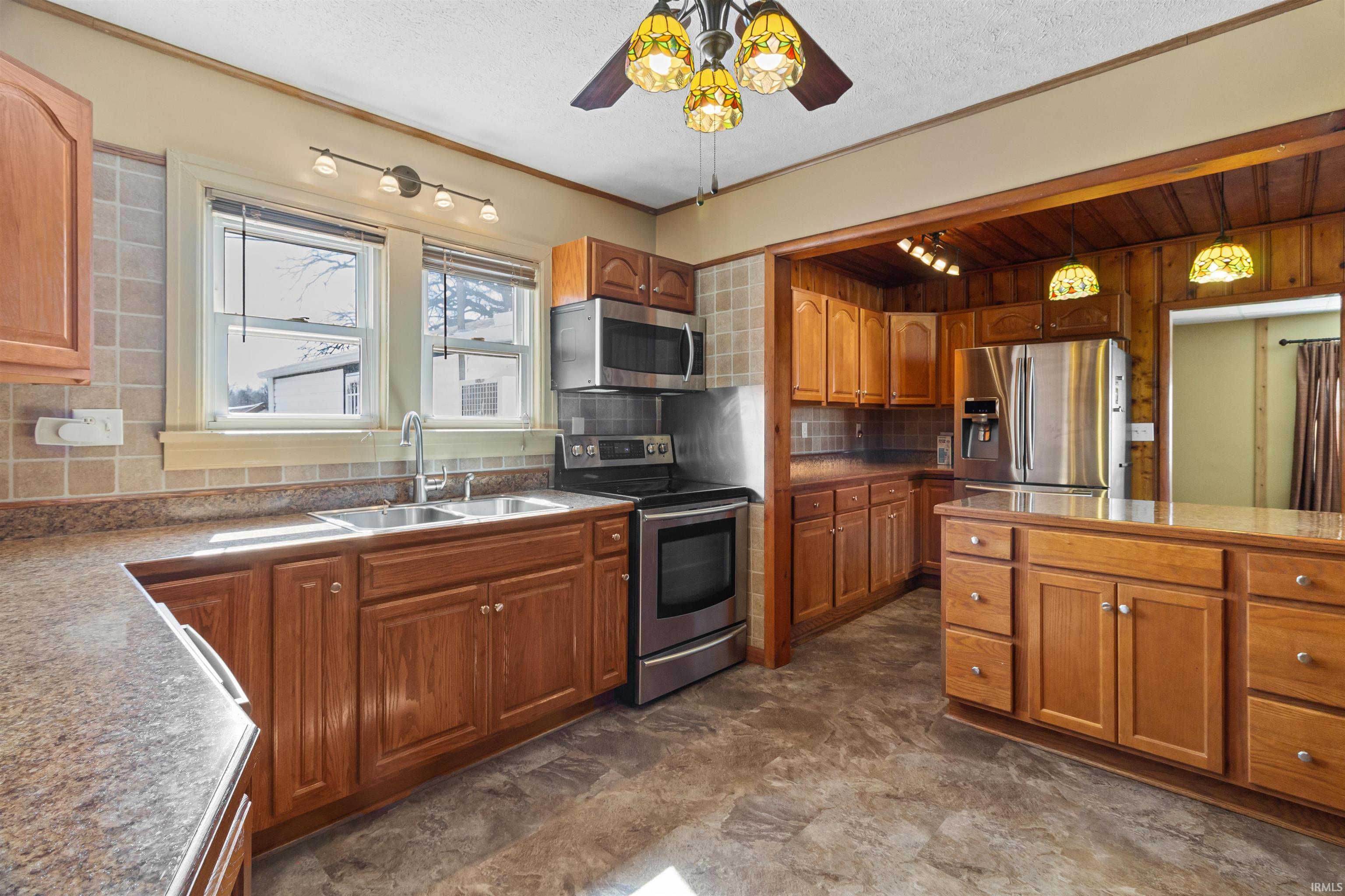 9363 Marion Road Warren, IN 46792 - Photo 12 of 34 Gallery Image 12