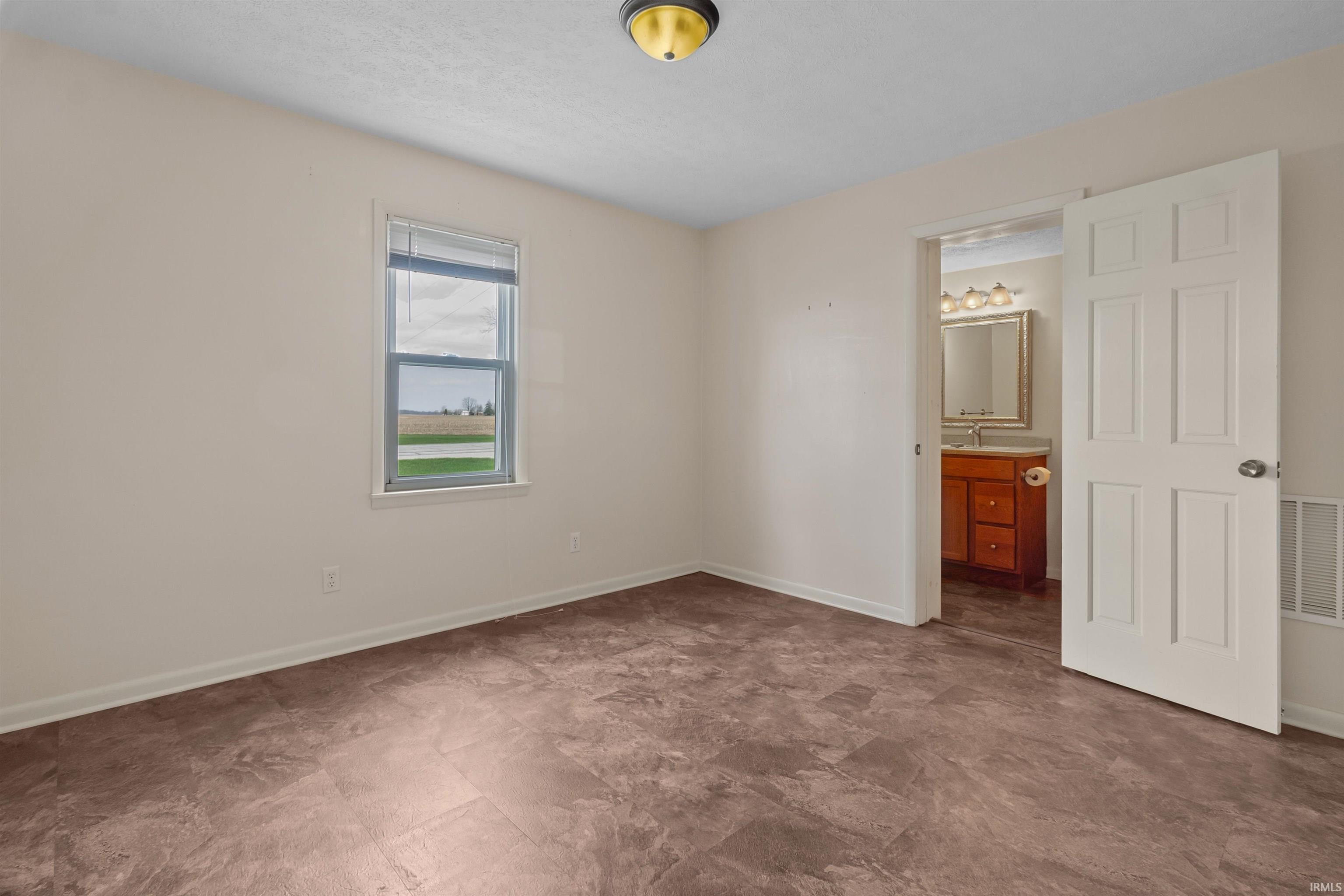 9363 Marion Road Warren, IN 46792 - Photo 22 of 34 Gallery Image 22