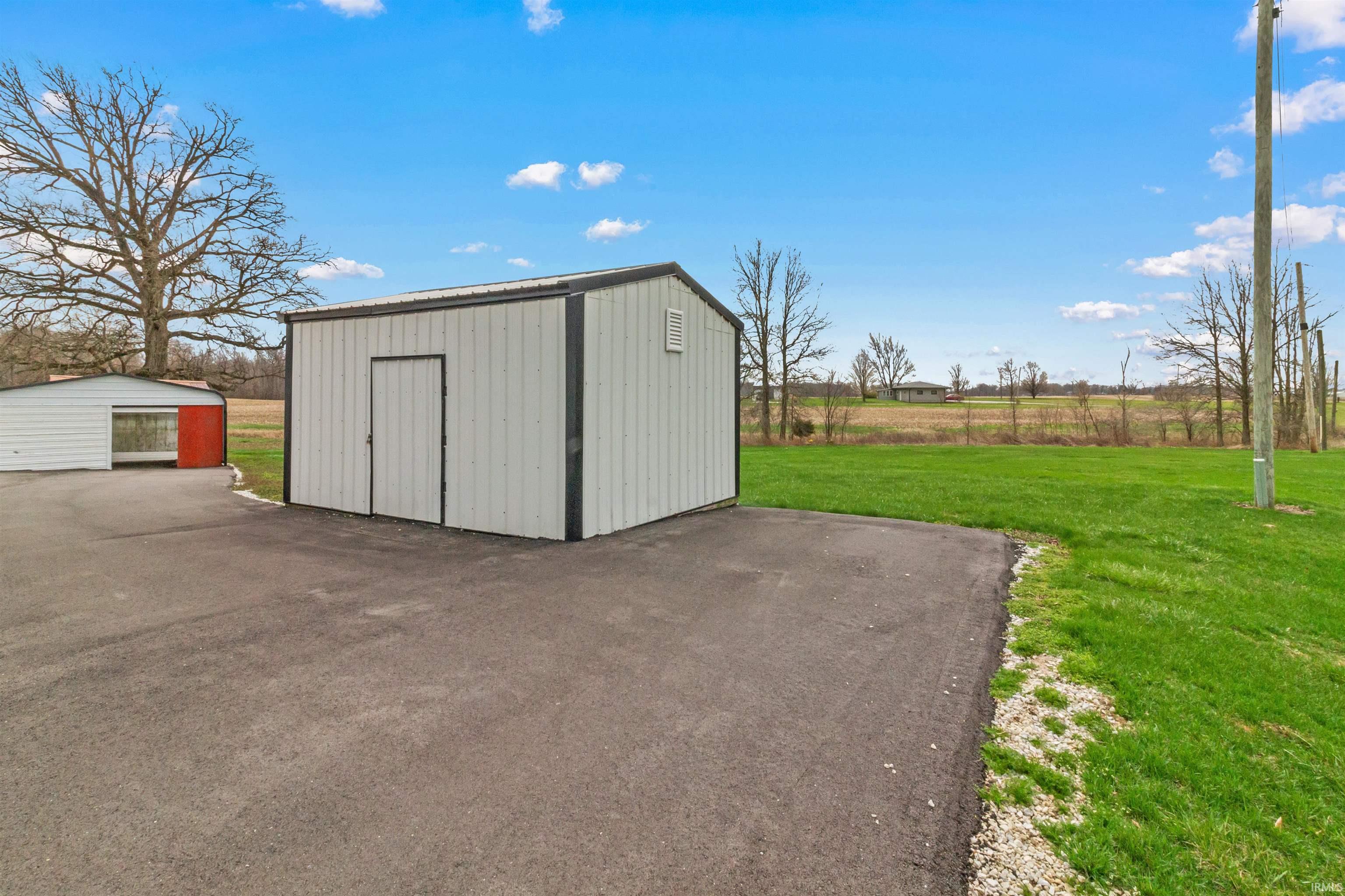 9363 Marion Road Warren, IN 46792 - Photo 33 of 34 Gallery Image 33