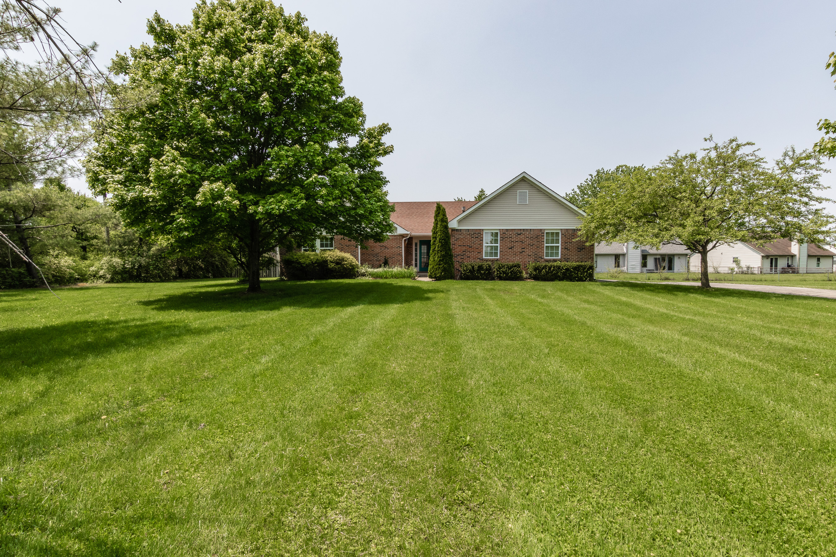 7210 North Carroll Road Indianapolis, IN 46236 - Photo 4 of 25