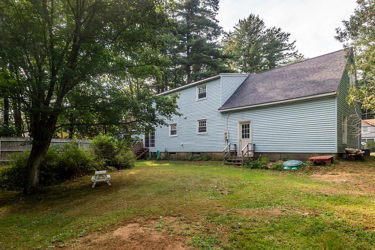 13 Thomas Street Rochester, NH 03867 - Photo 35 of 40