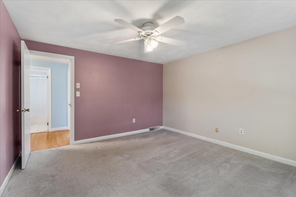 90 Durham Road, Unit 90 Dedham, MA 02026 - Photo 19 of 41