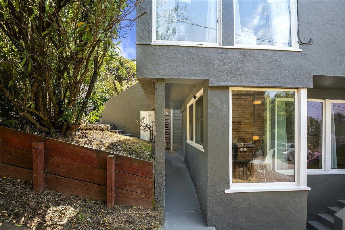 507 Easterby Street Sausalito, CA 94965 - Photo 14 of 90 a front view of a house with a yard